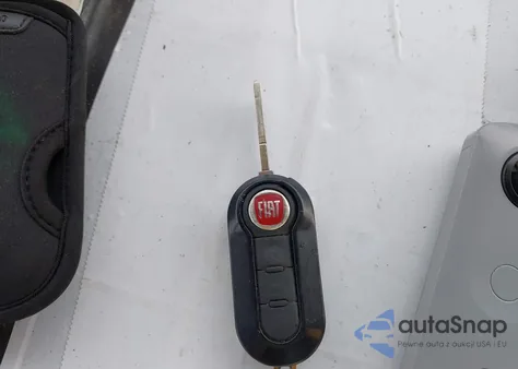 2012 Fiat 500 Pop z USA, uszkodzony, nr VIN 3C3CFFAR0CT365334